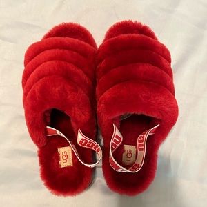 Women’s Red UGG Fluff Yeah Slides Size 9 NEW